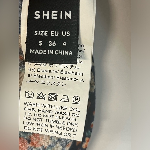 SHEIN dark blue Floral Long Sleeve Cropped Shirt. Size Small. - Picture 4 of 10